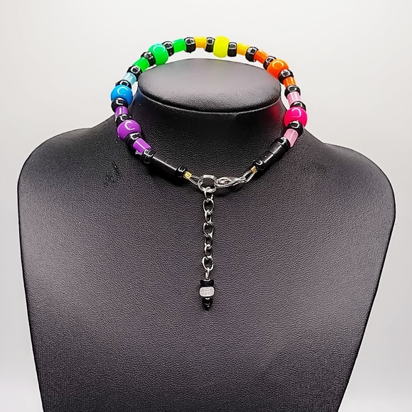 GLOW BRACELET - Picture 3 of 16